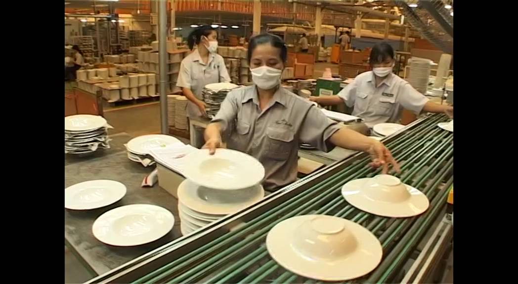 Royal Porcelain Company Profile English version