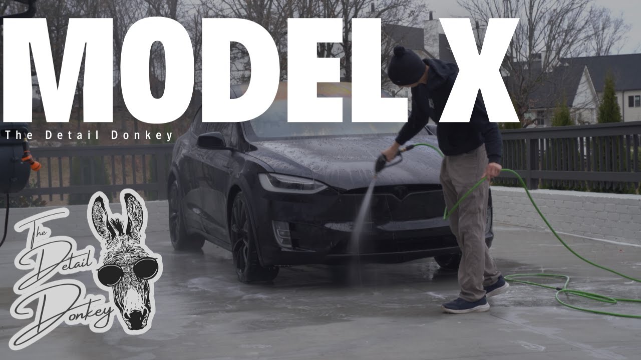 Maintenance Cleaning a Tesla Model X P100D