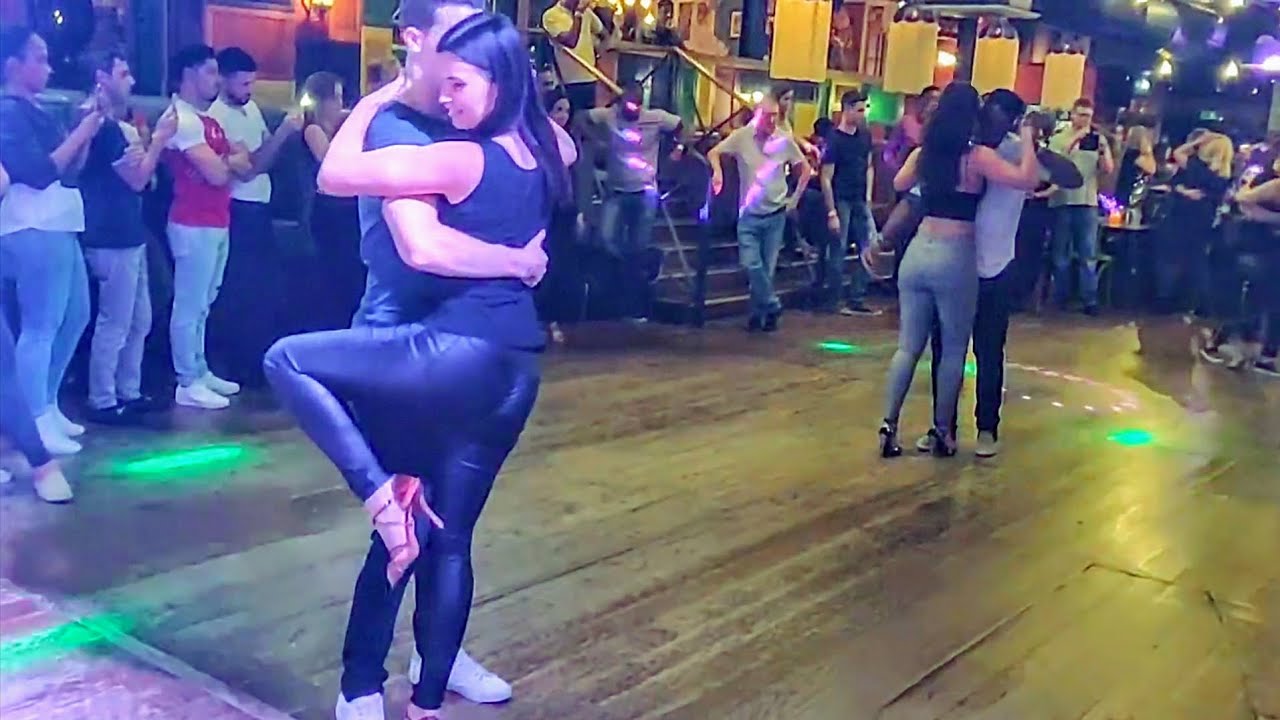 Kizomba class bar Salsa London 20jan2020