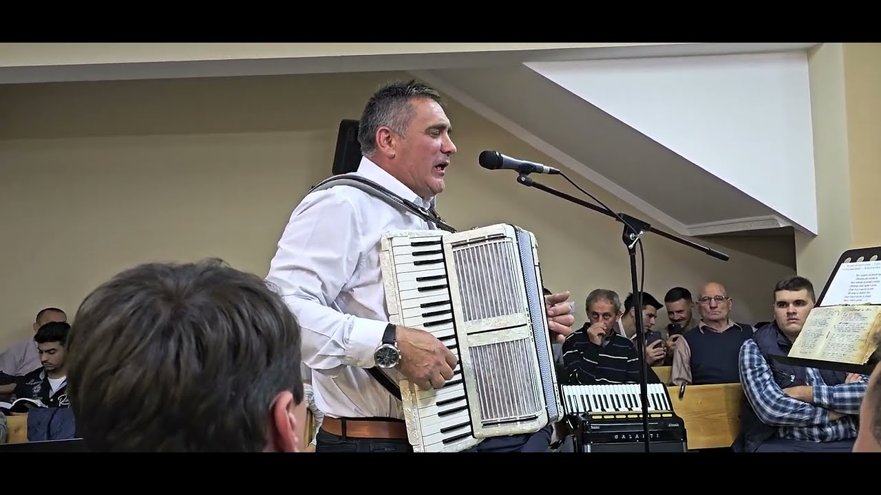 Ilie Puha    ‼️Oprește-te o clipa lângă mine‼️