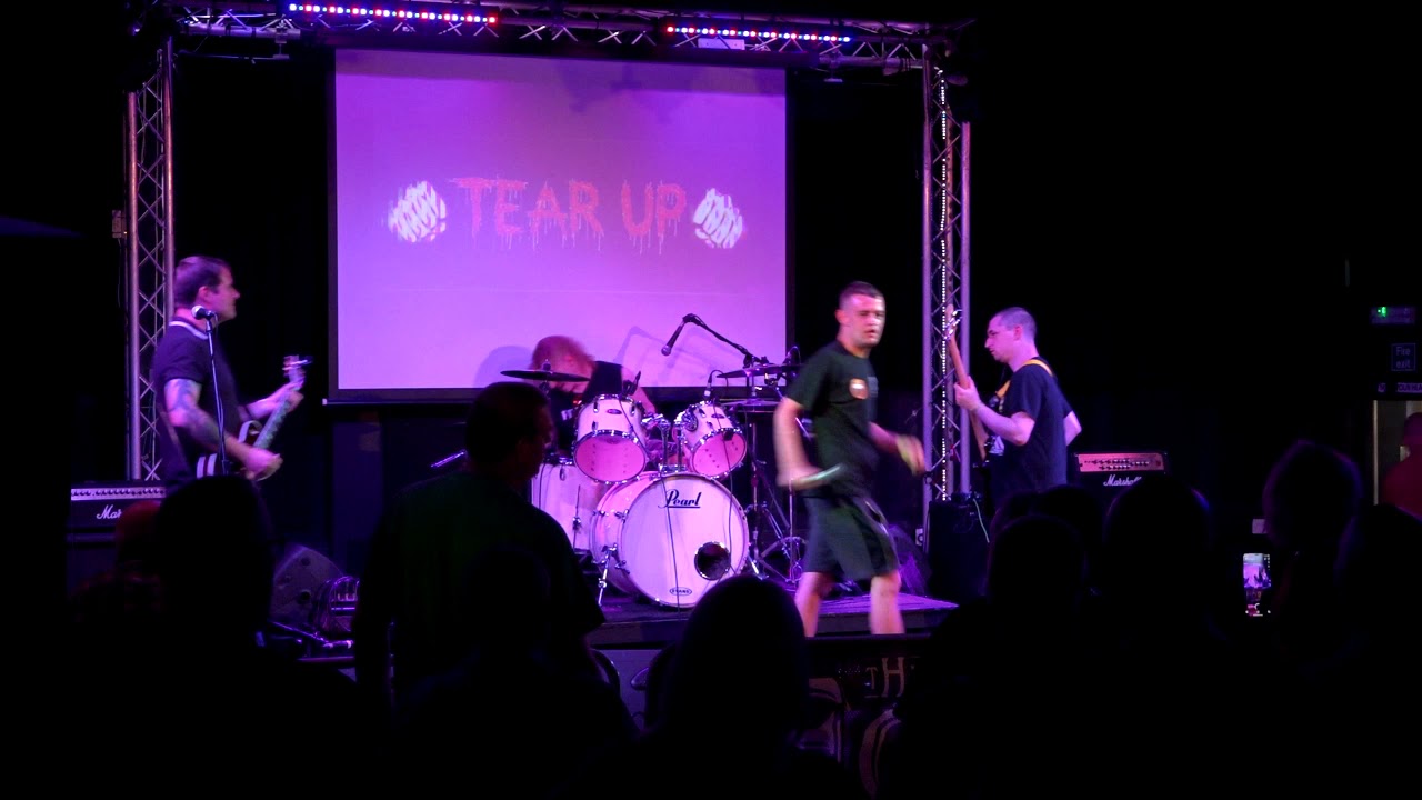 TEAR UP - Forum, Darlington 21.09.2019.
