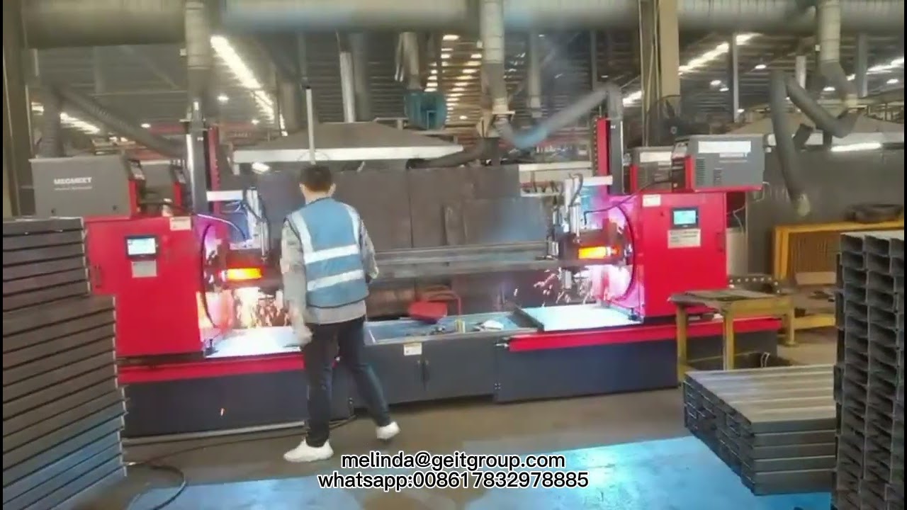Double stations eight sides auto beam welding machine,  one time welding eight sides Auto welder