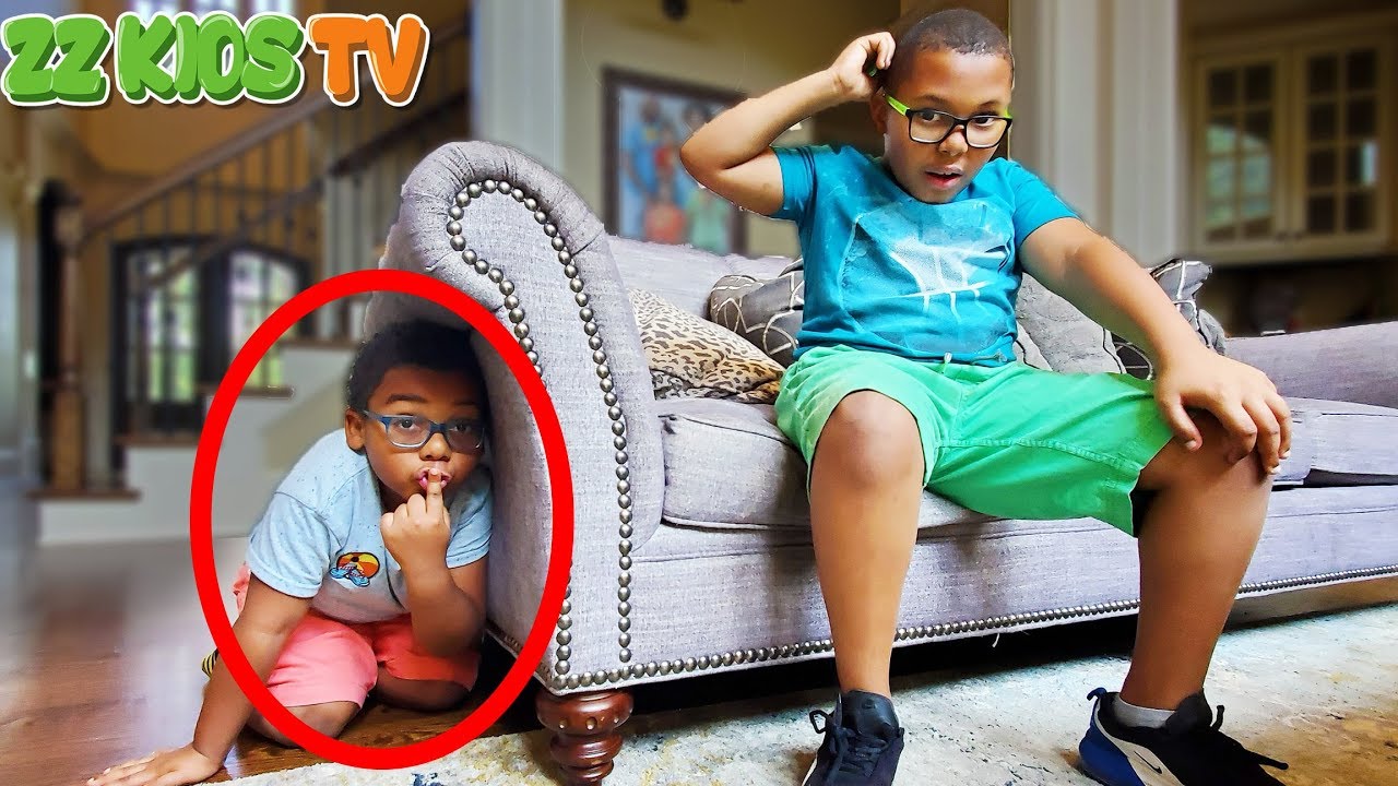 Where Is ZZ Kid? (Family Plays Hide and Seek in House)
