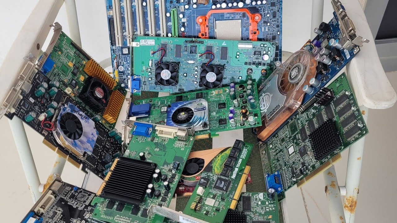 3Dfx Voodoos' loot. Шарджа S03E14.