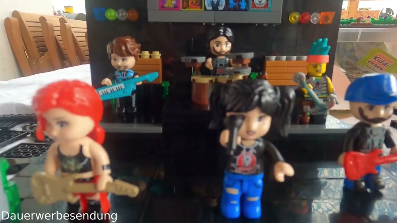 #MOC Eine B&uuml;hne f&uuml;r die Rocker-Kiddiz (Kiddicraft KC1402 KIDDIZ Figuren-Pack Rock Festival)