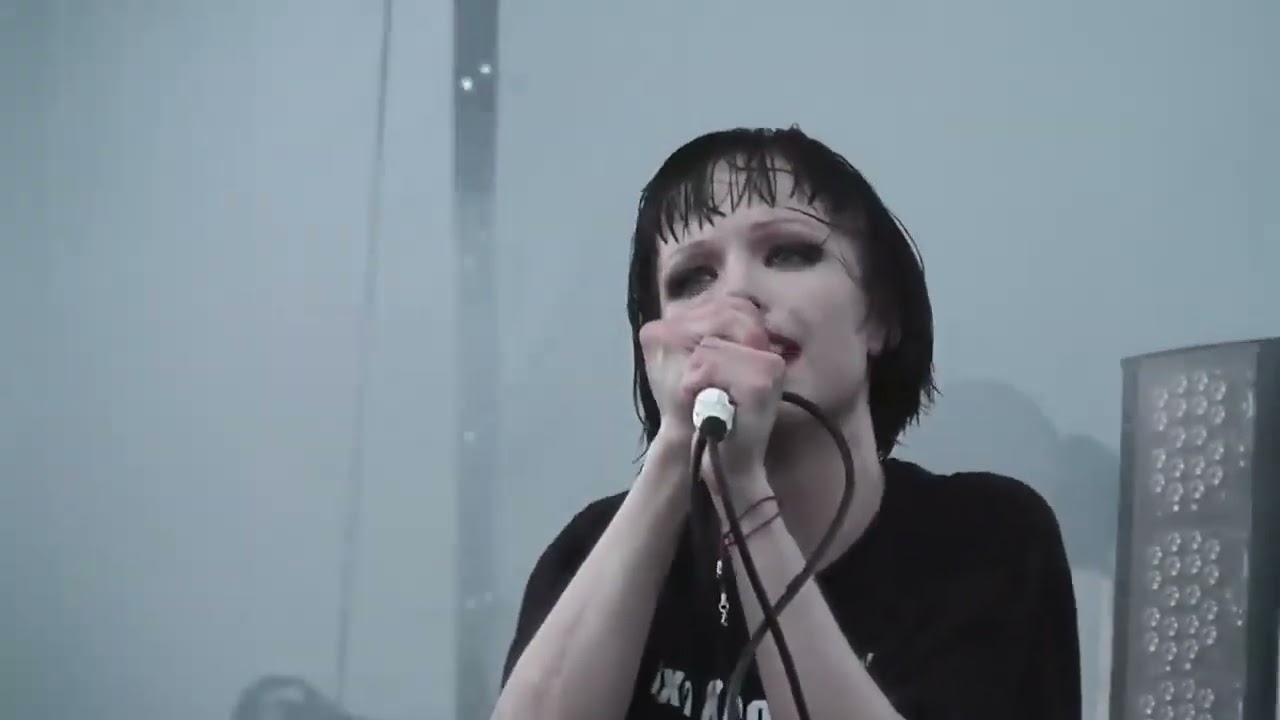 Crystal Castles LIVE - Celestica en Lollapalooza 2011