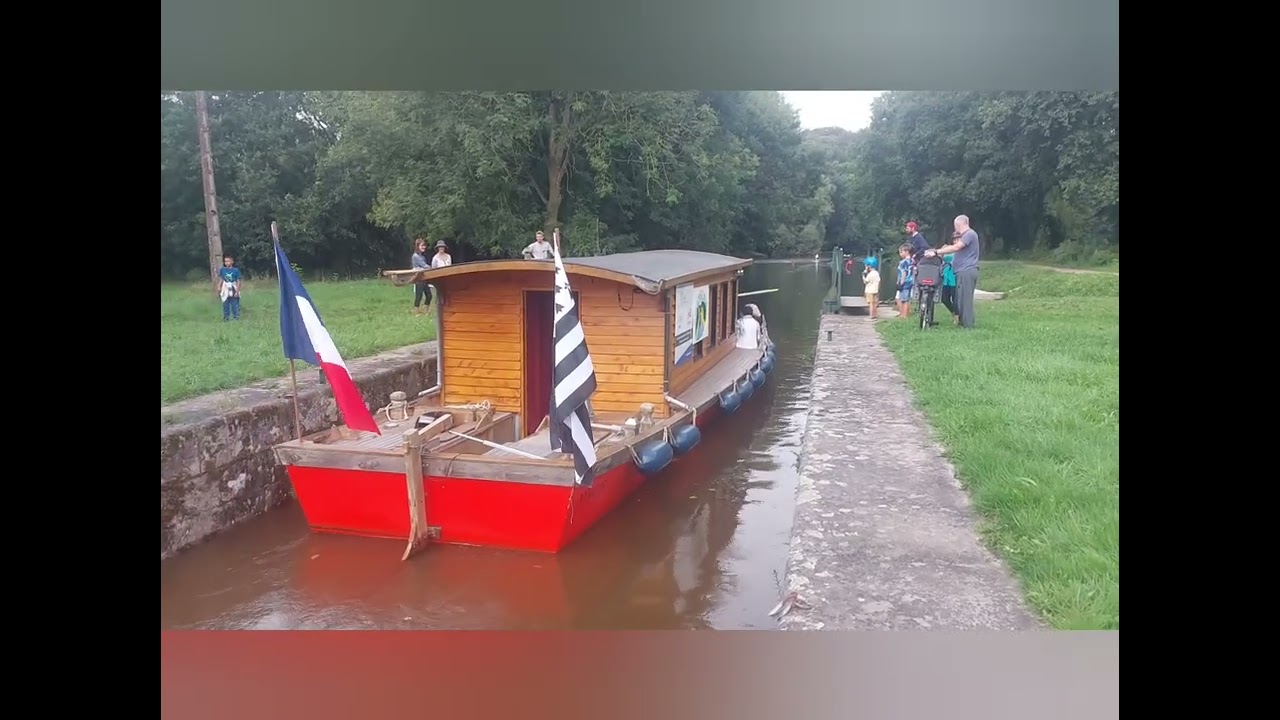 Le Canal de Nantes à Brest en partant de Chateaulin