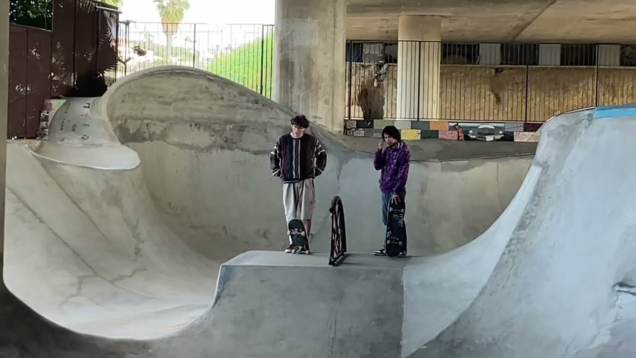 Team Building Field Trip Kickflip 63/365 #subscribe #new