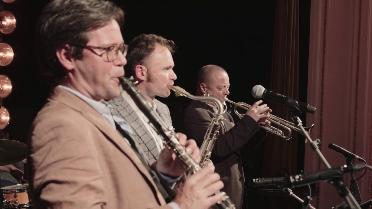 Lester's Blues at Swing Paradise - One O'Clock Jump