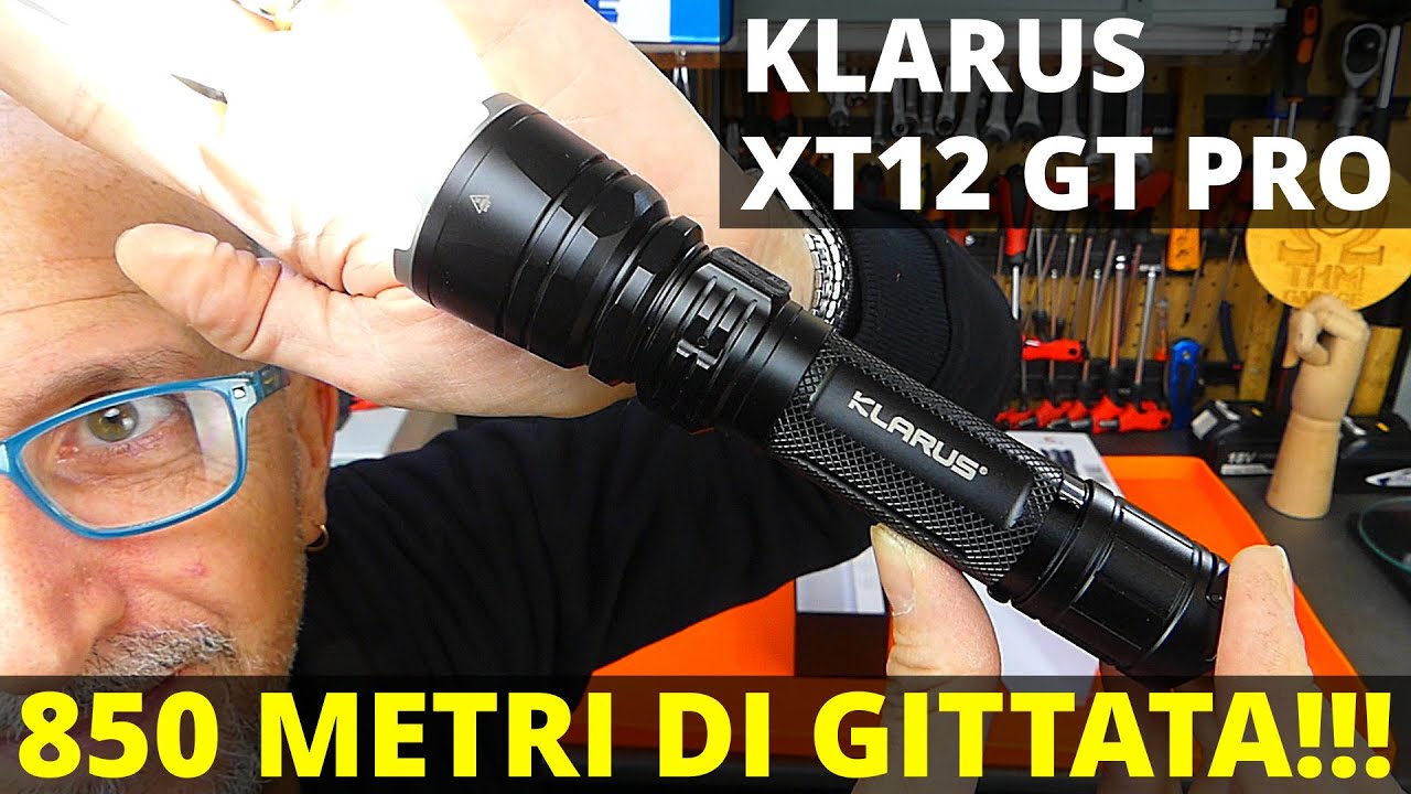 Klarus XT12 GT PRO TORCIA LED TATTICA MILITARE POTENTE DA 850 METRI, DOPPIO INTERRUTTORE DI CODA.