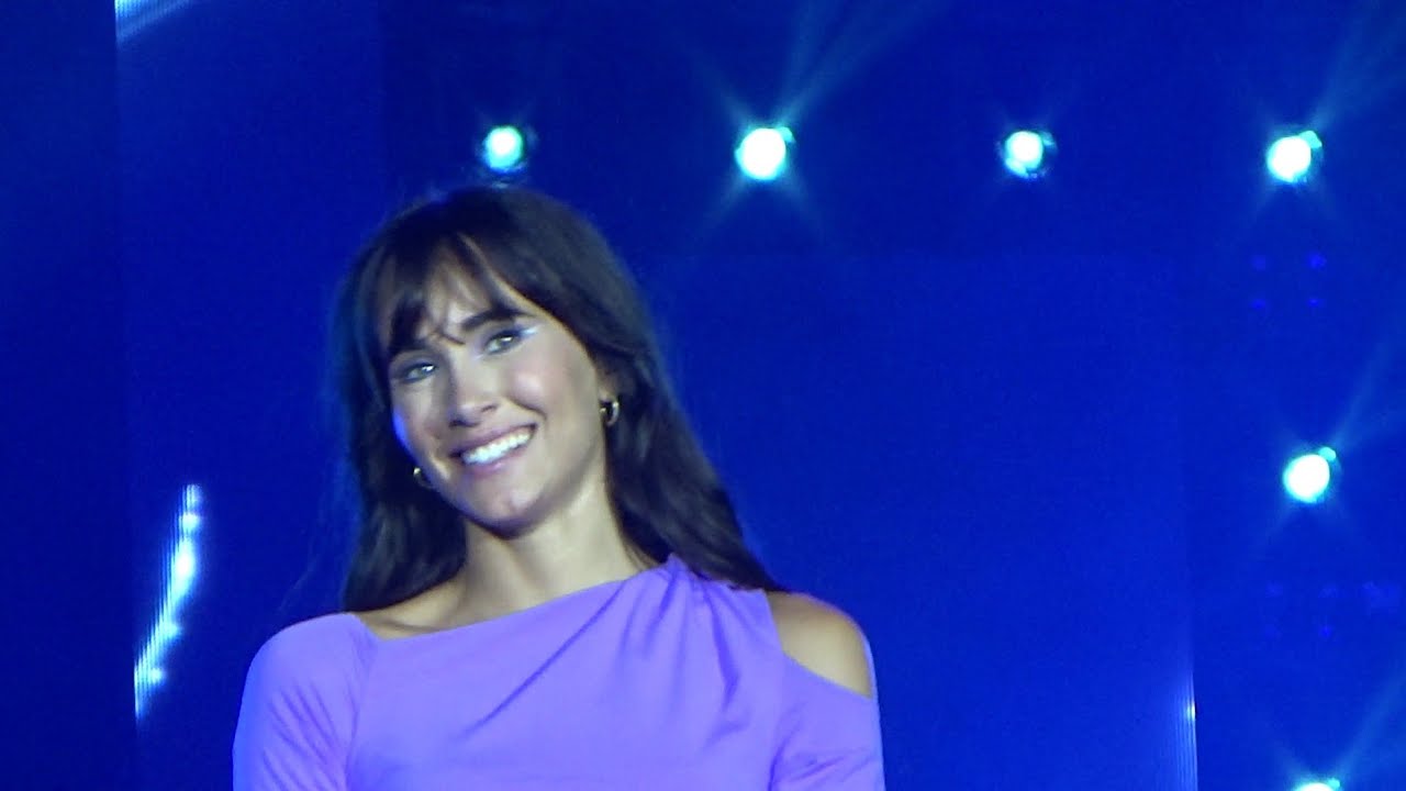 Vas a quedarte - 11 Razones Más Tour Aitana Bilbao 10/9/2022