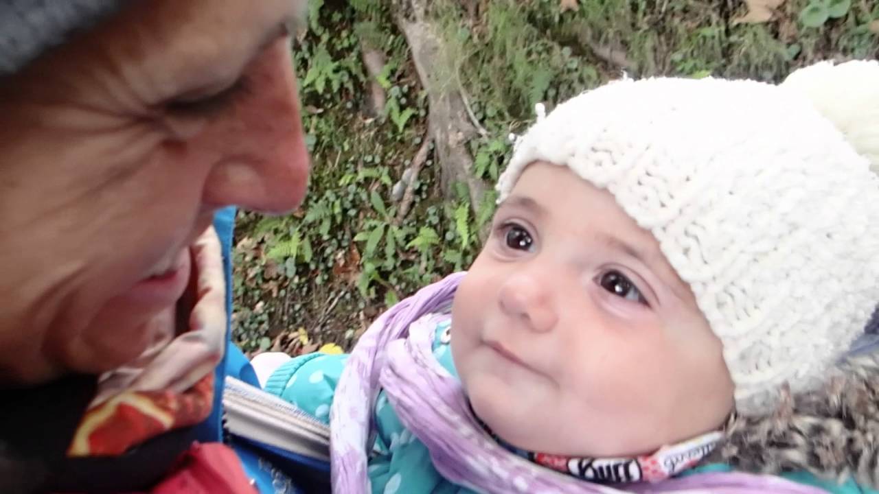 Il Cammino di Santiago con una bambina di 7 mesi- Le chemin de Compostelle de Dahlia - French Sub