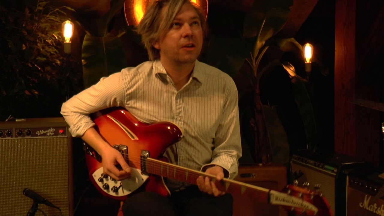 Rickenbacker 360 in fireglo from 1993 presented by Vintage Guitar Oldenburg and Tobias Hoffmann