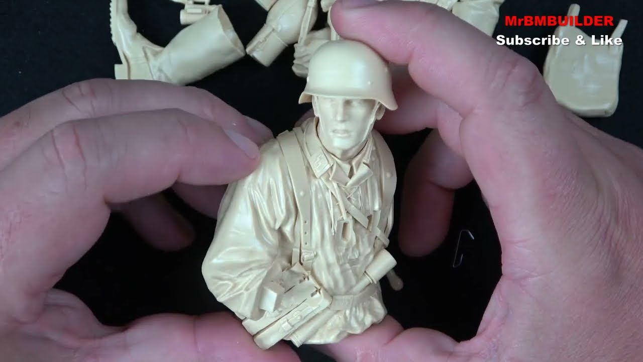 Model Cellar  German Waffen  Squad Leader 1/9 scale