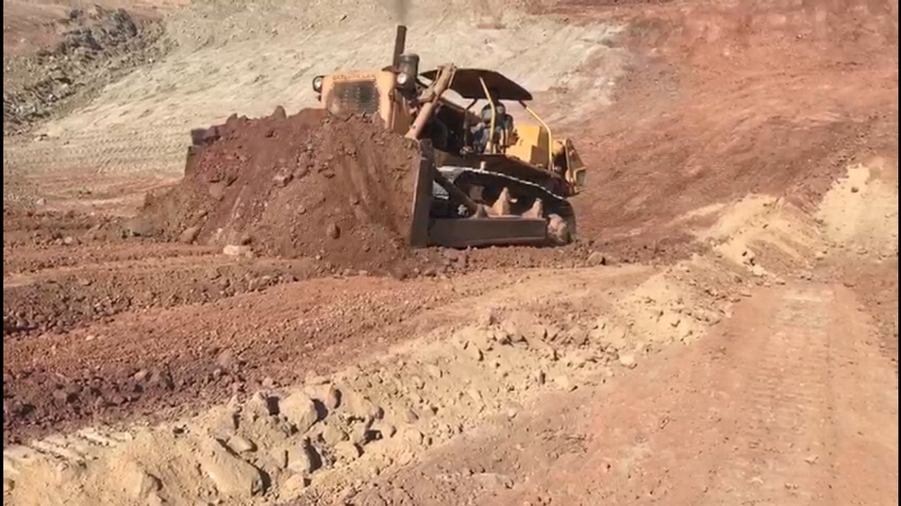 Cat dozer on steep slope!
