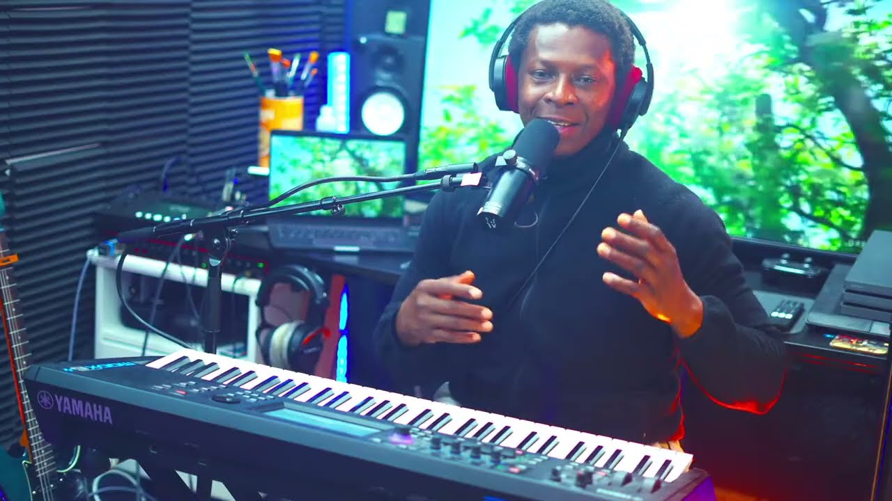 POWERFUL Live praise and worship moment : joyful sound