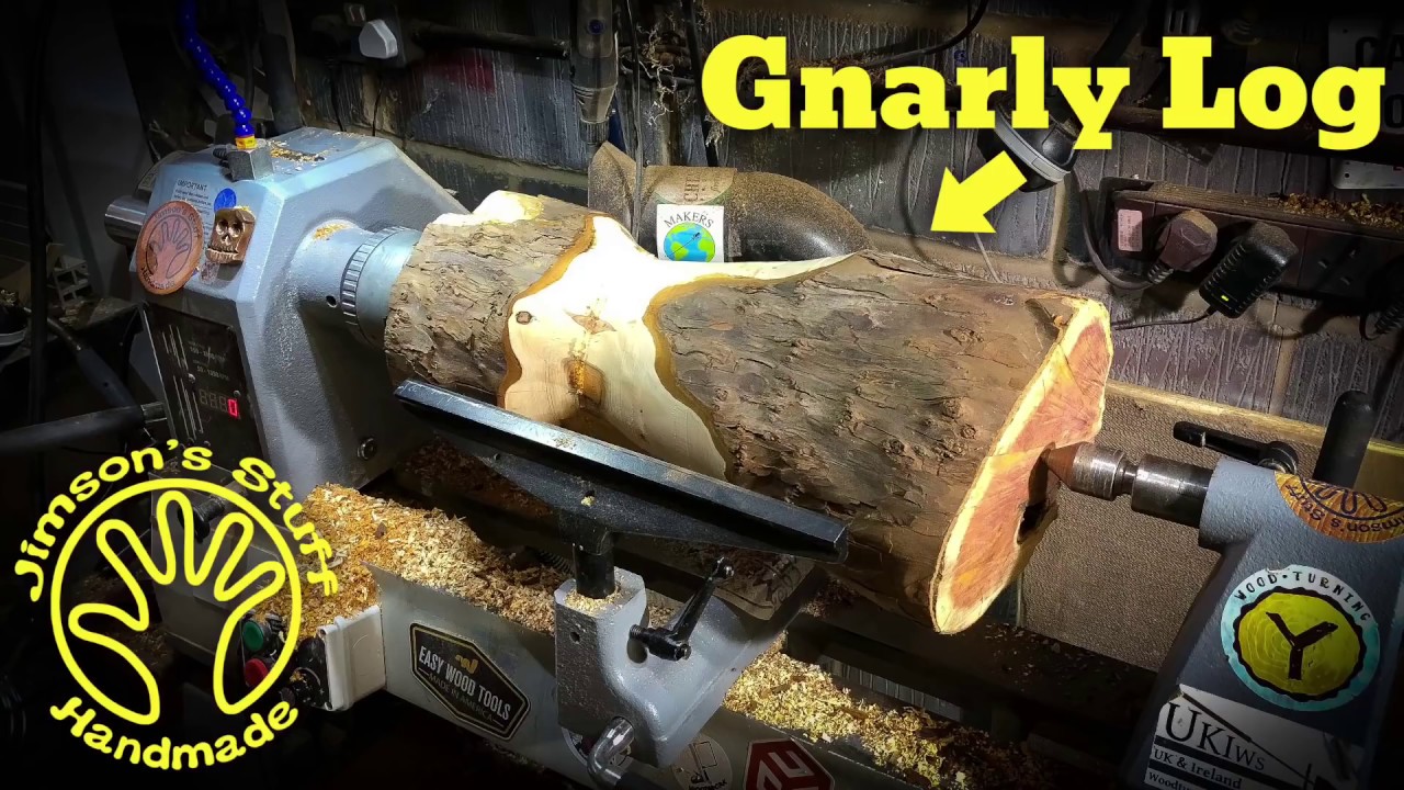 Woodturning a Gnarly Log into a Vase