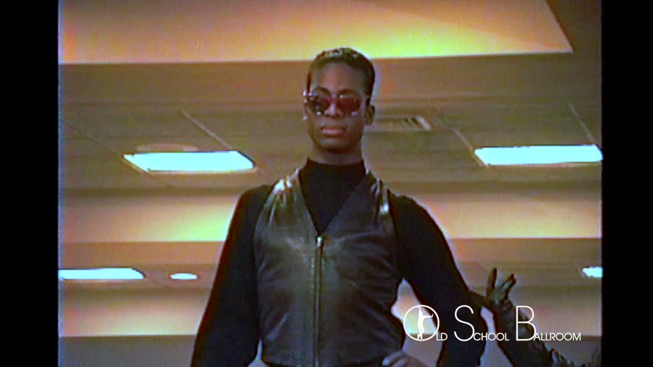 RUNWAY MADNESS
