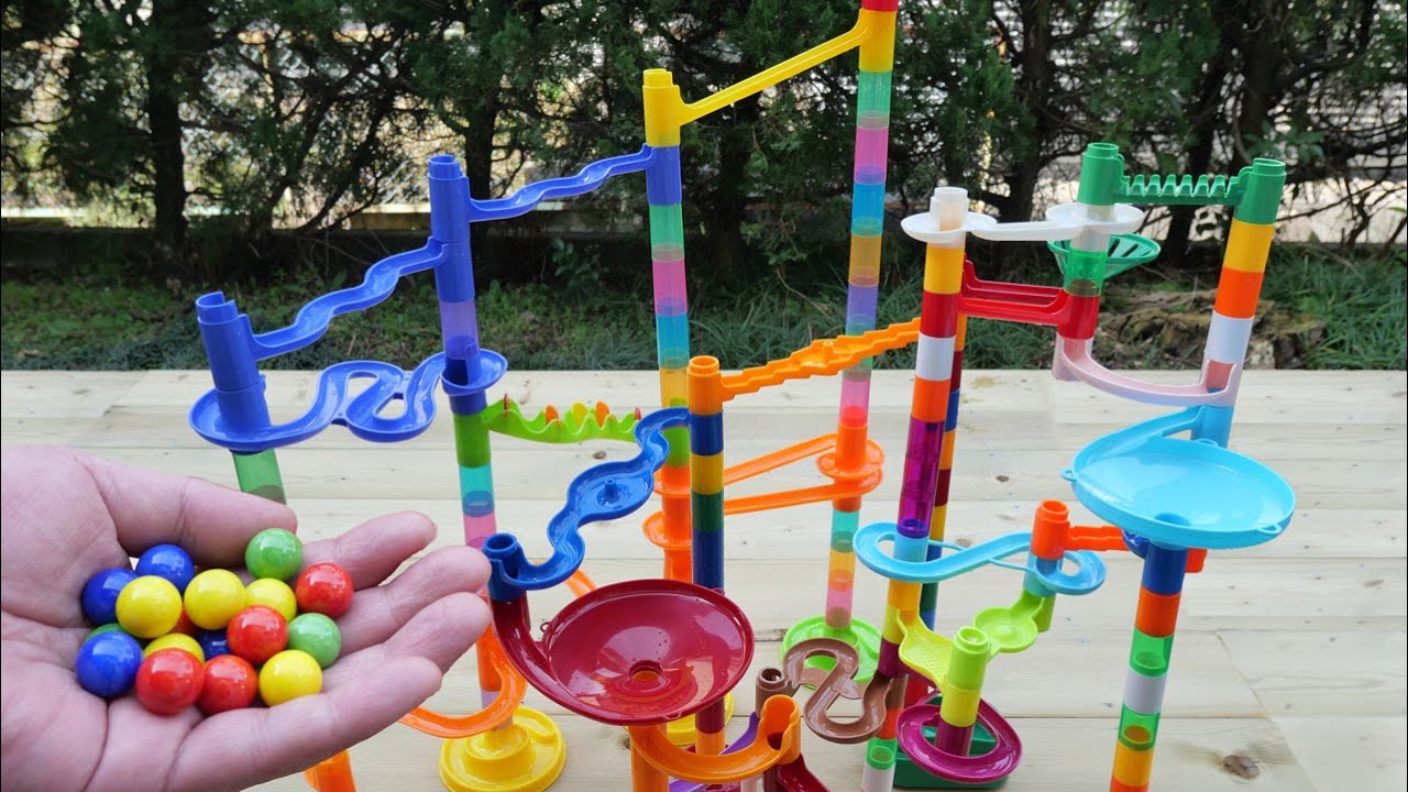 Marble run race ASMR ☆ Kumikumi colorful course & waterslide in aquarium