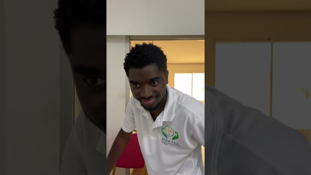 CHRIST VITAL- À l’université 🤣🤣