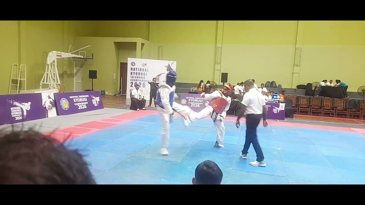 Taekwondo sparing match 