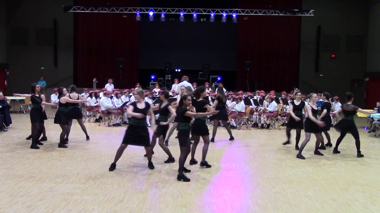 The Galway Piper (2) - arr Richard Saucedo (H. M. Sallanches)