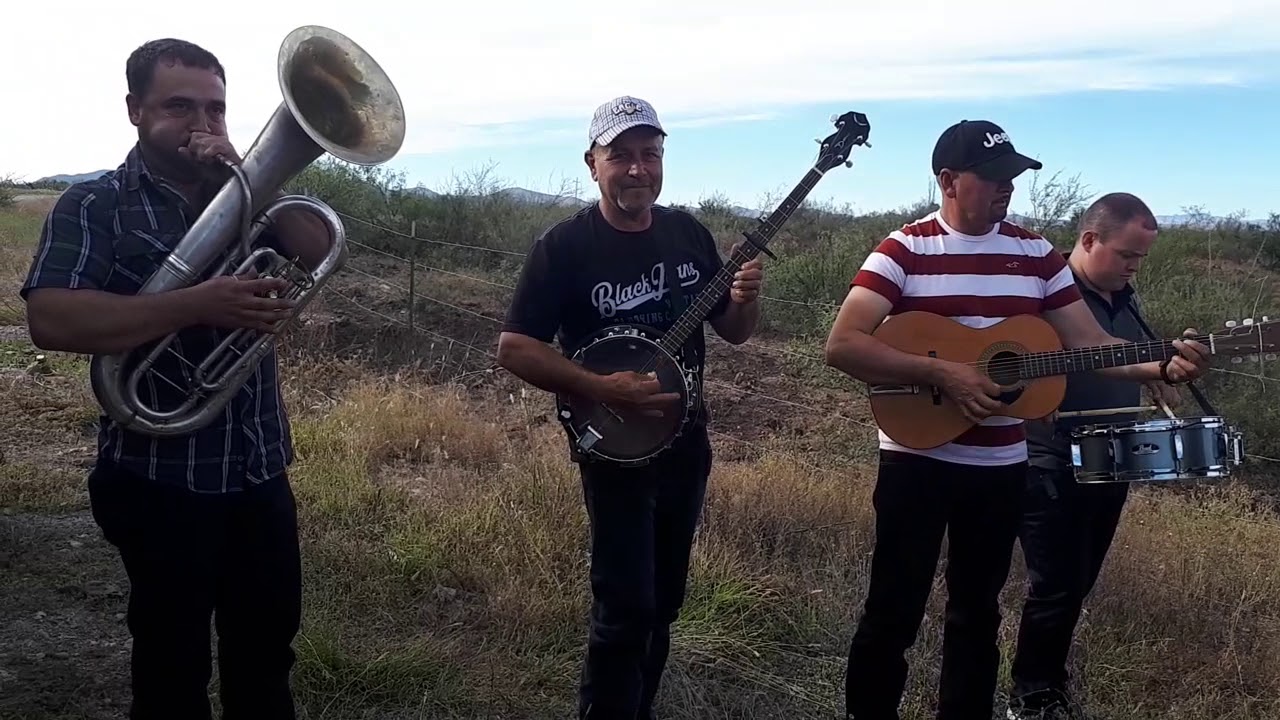 Conjunto Cerro Grande-Tampico Hermoso- Musica de  Viento en el Rancho.
