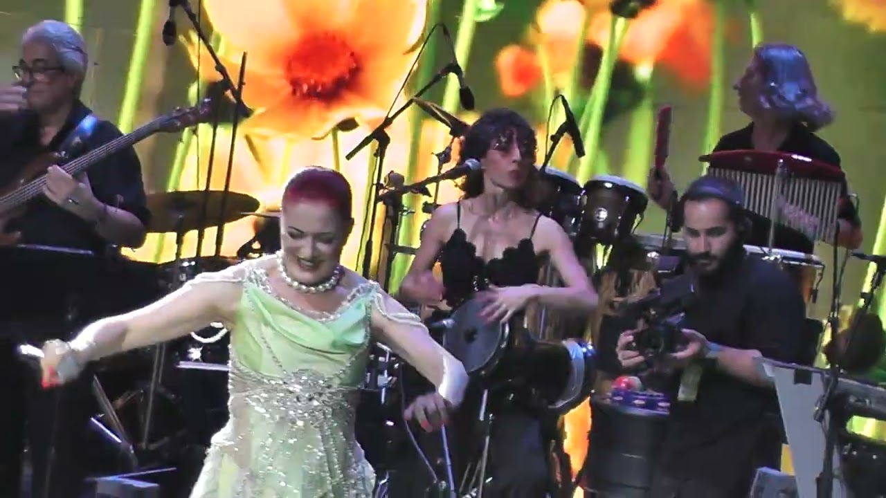 Candan Erçetin - Kalenin Bedenleri HD Live From Istanbul 2025