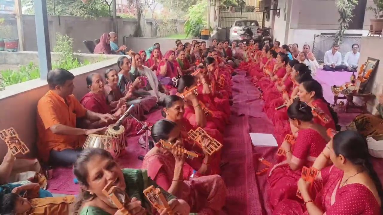 રમજો રમજો ગોવાળિયા રમજો મારગડો મેલીને #kirtan #satsang #bhajn #garba #naynapatel