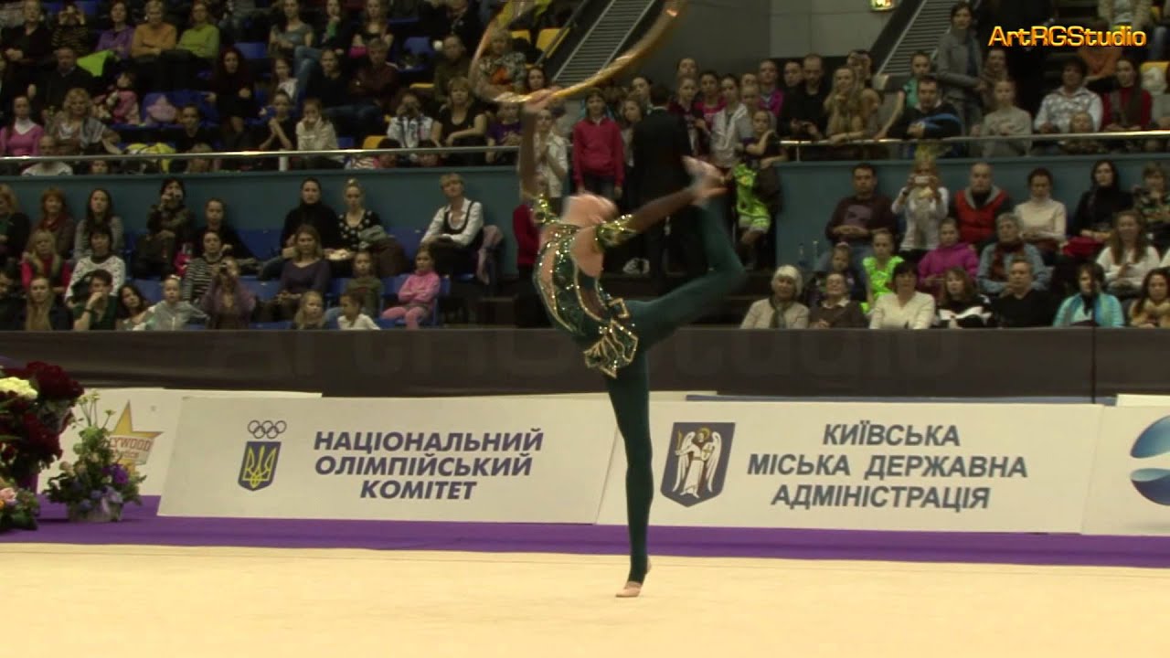 MAKSYMENKO Alina (UKR) Hoop - 2012 World Cup Kiev 