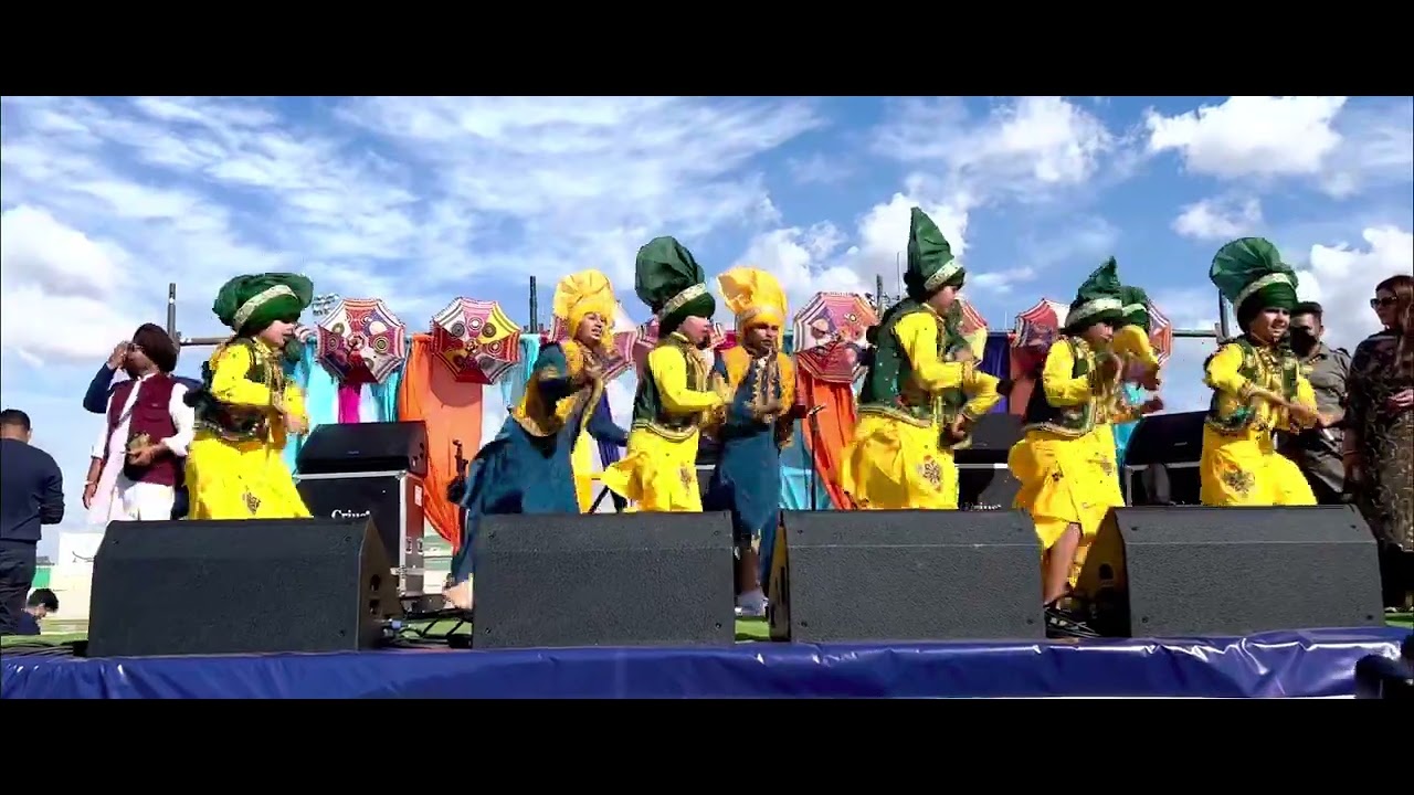 Bhangra roots boys performance at melton mela