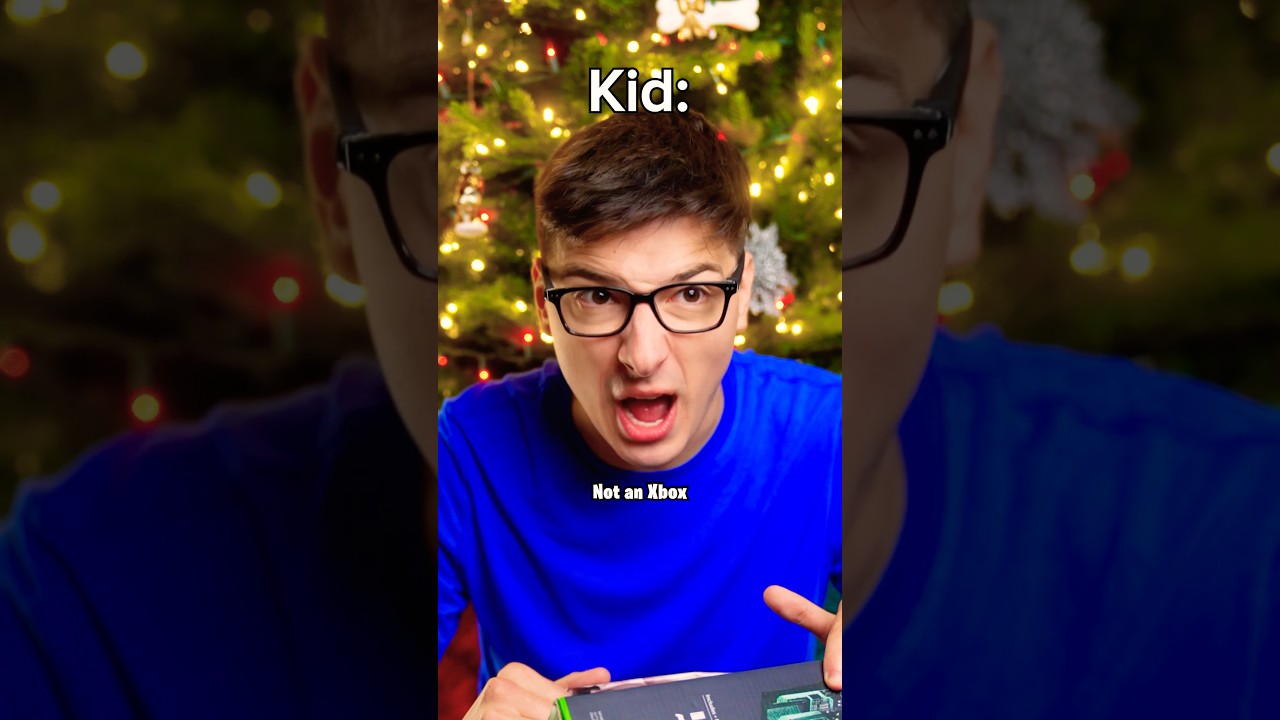 When You Get a Bad Christmas Gift #funny #skit