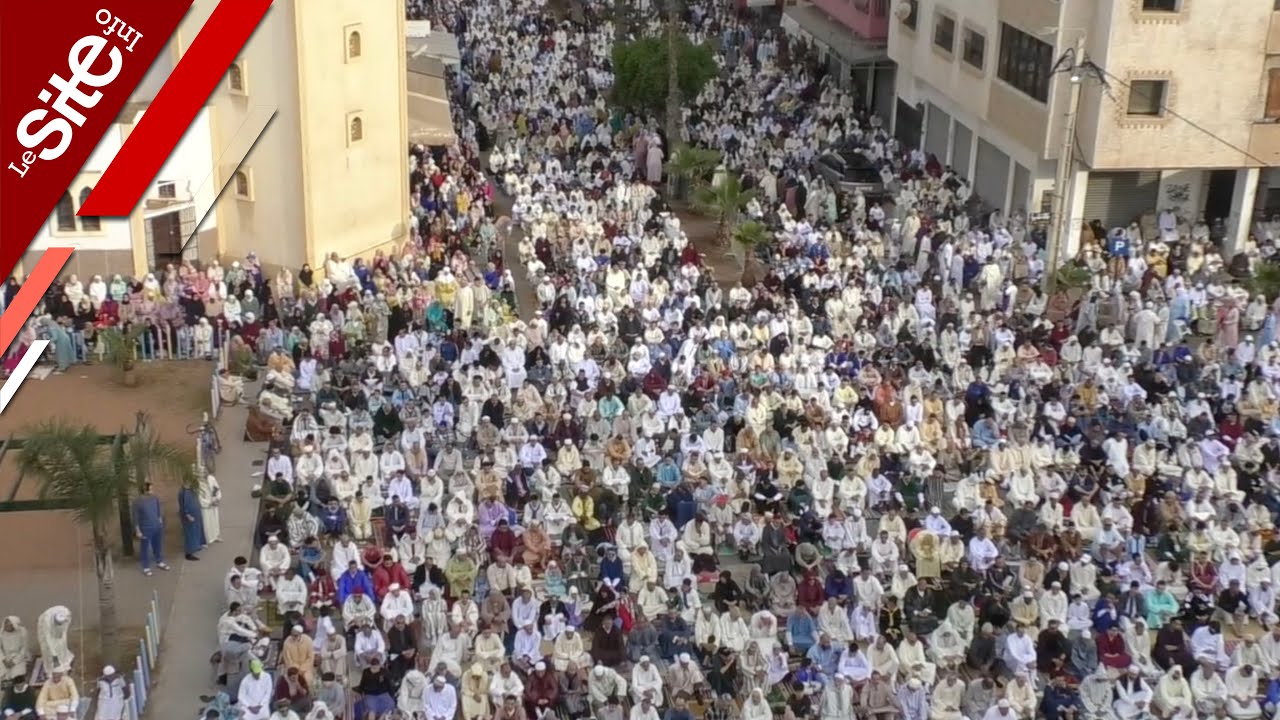 إقبال كبير على صلاة عيد الفطر في مصلى 