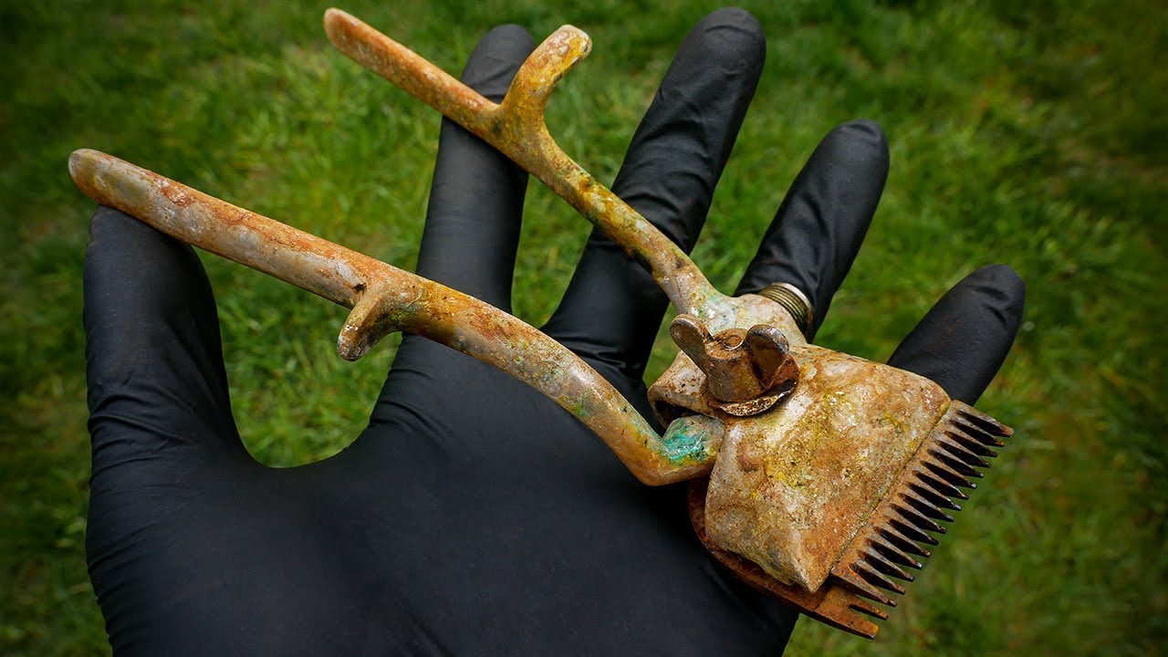 Restoring an old rusty hair clipper from the USSR