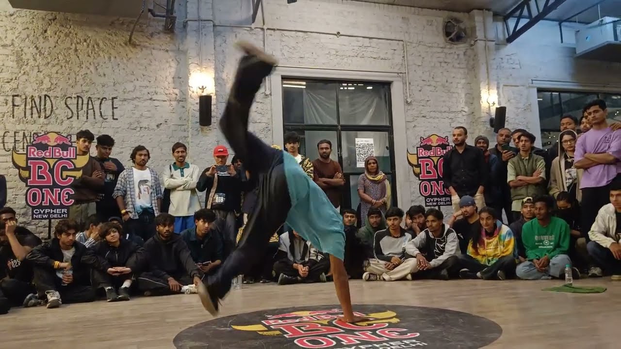 Bboy smoke vs bboy ? || Red bull bc one Delhi Cypher 2025 || Breaking battle