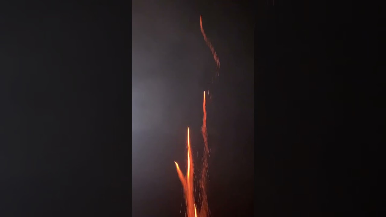 Run 🏃😂😂 #fireworks #live #love #ep #travel #voiceeffects #channel #news #nature