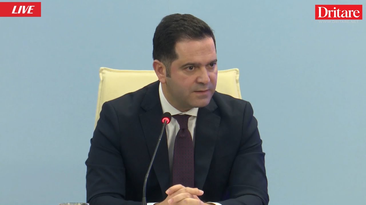 Ministri i Financave në konferencë për shtyp!