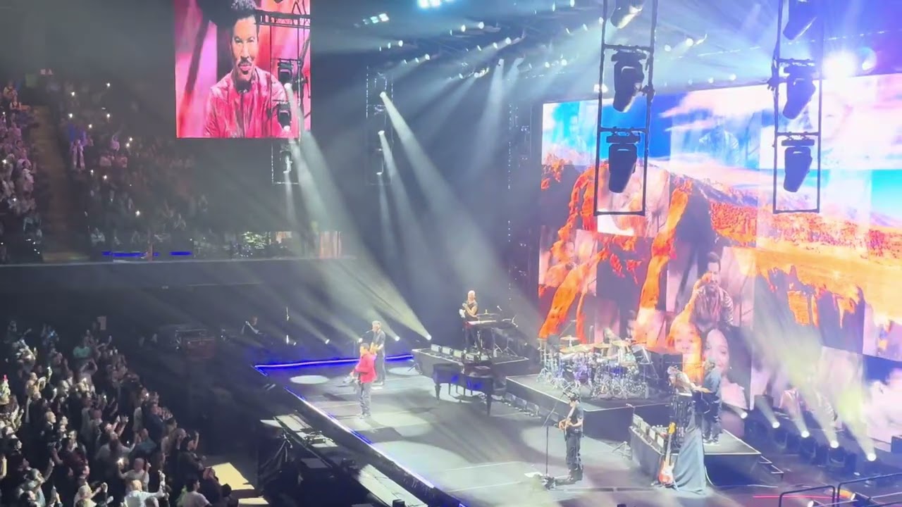 We are the world - Lionel Richie - Argentina, Movistar Arena 2025-09-11