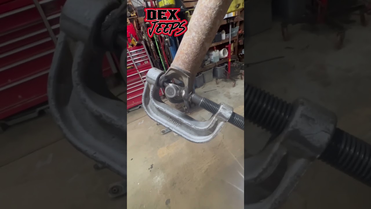Changing a u joint the easy way. #mechanic #ujoint #tool #jeep #vehicle #tools