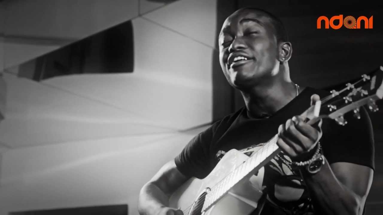 Brymo performs We All Need Something on Ndani Sessions