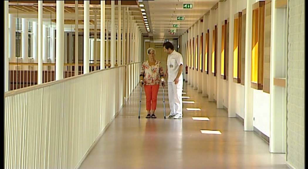 50% belast lopen met elleboogkrukken