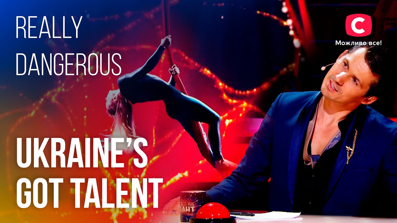 😱 SO HIGH! Dramatic Aerial Silks | Dangerous Auditions | Got Talent 2022