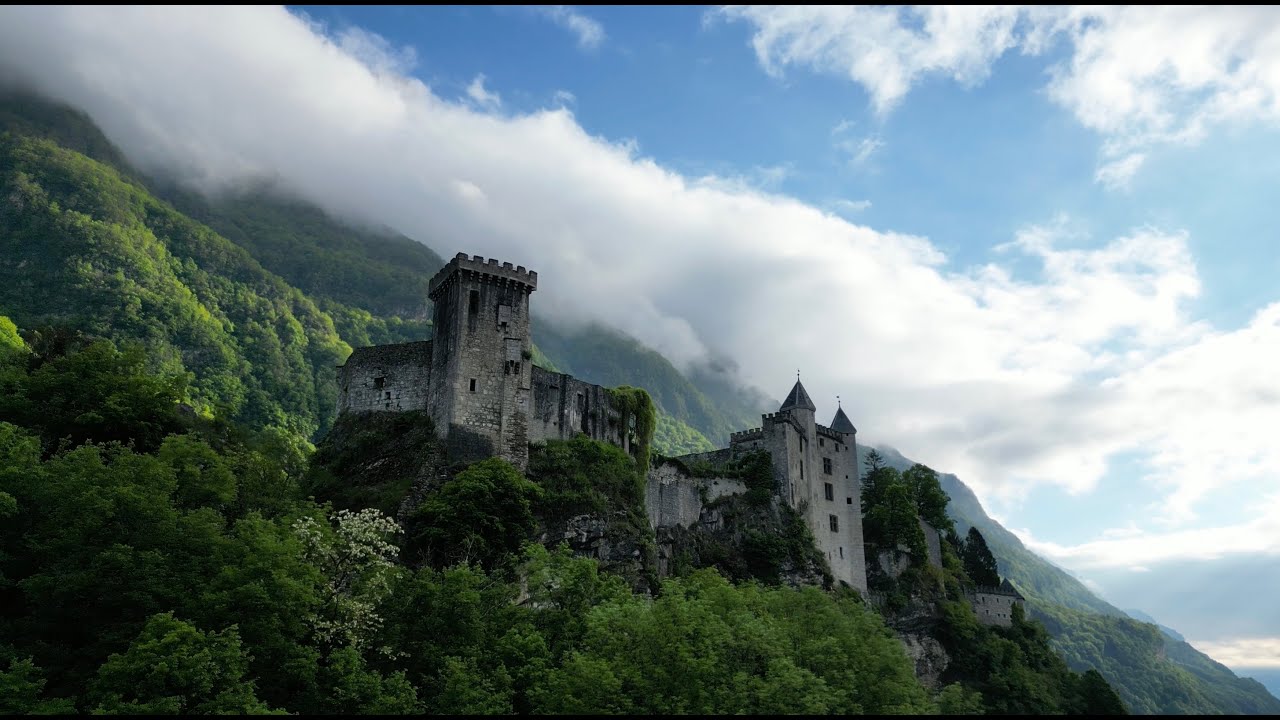Les rodeurs miteux au Château de Miolans