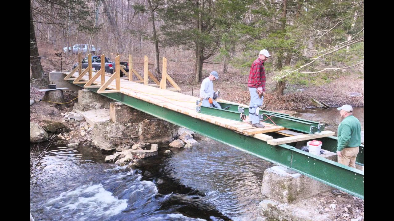 EHLT Eightmile River Bridge Construction