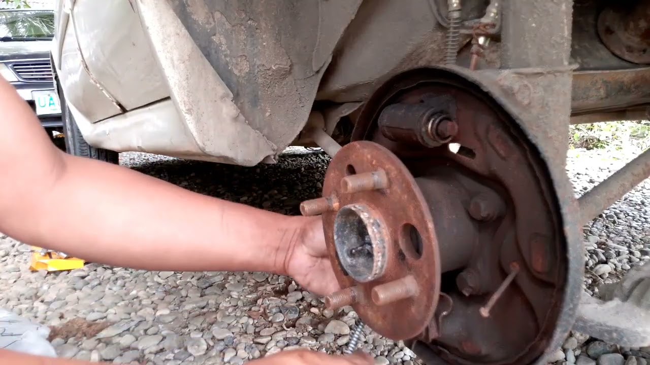 Corolla EE90 Hand Brake Cable Installation 