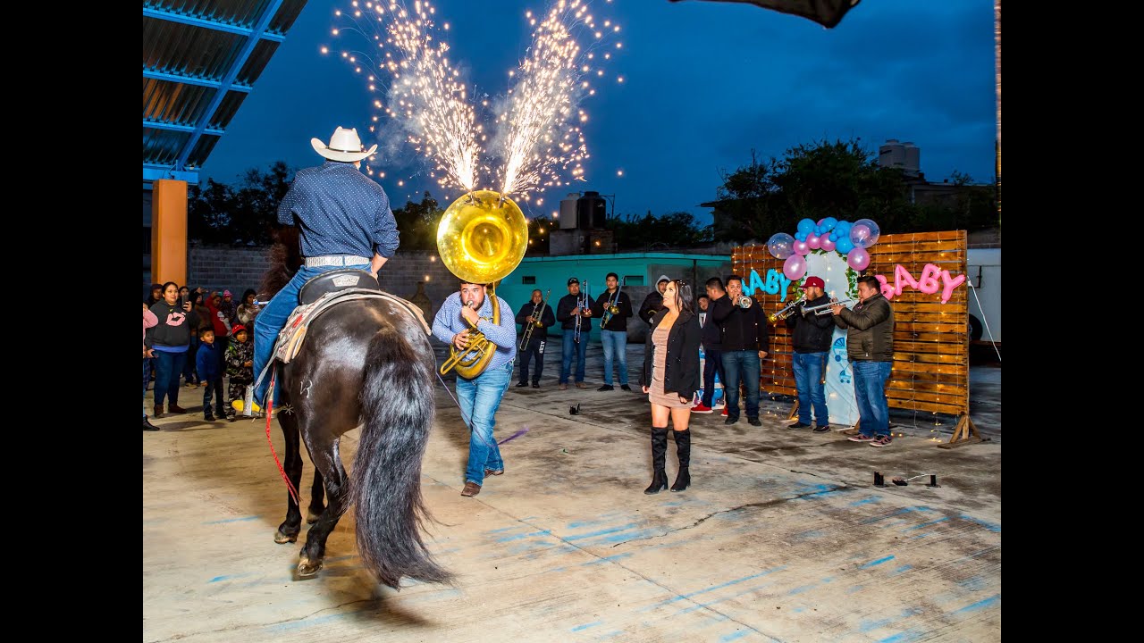 REVELACION DE GENERO BRENDA+JONHY, CON TUBA, BANDA Y CABALLO.