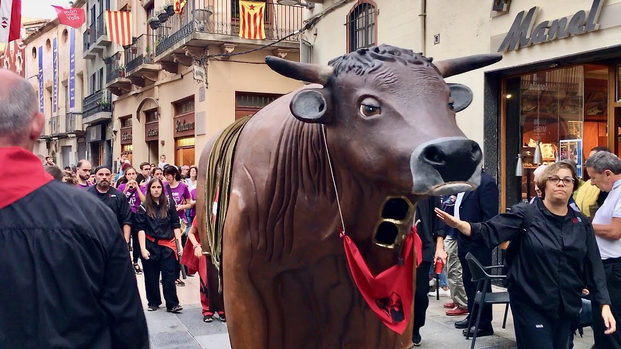 El 10è CORREBOUS Cercavila dels BOUS versió nº 1 (Fira de Santa Úrsula 2022)