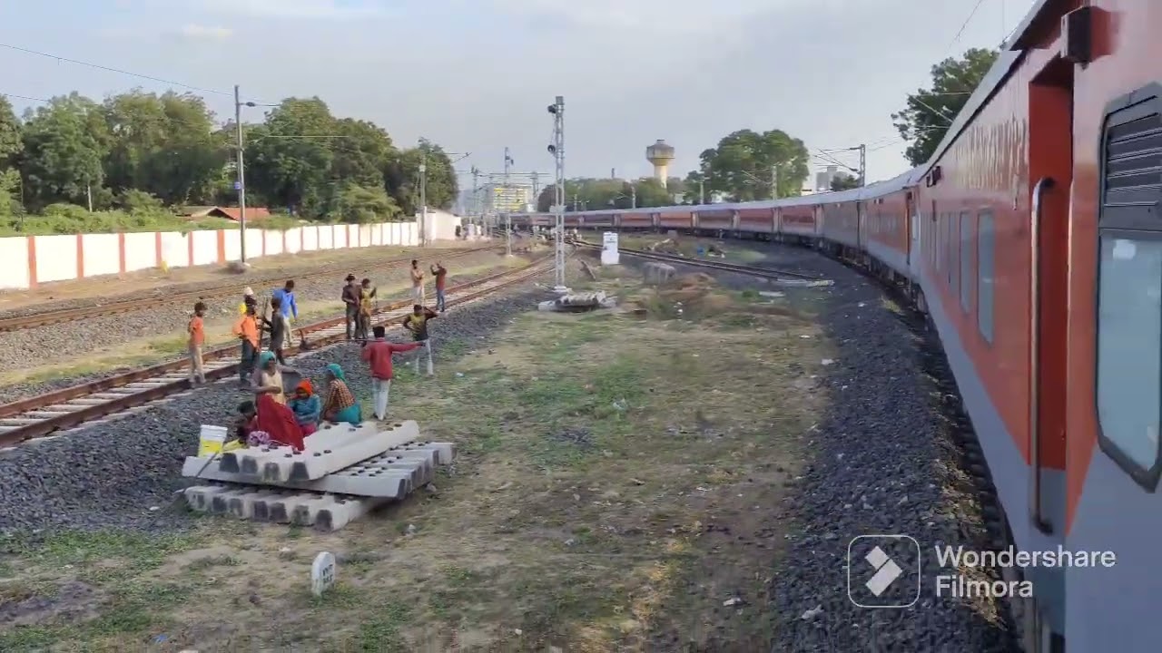 sabarmati to Agra cantt | Agra cantt sf Express train | #12548 #22548 #12547 #22547