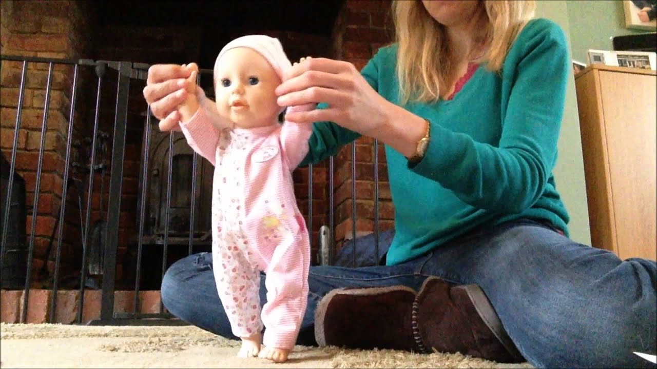 baby annabell learns to walk