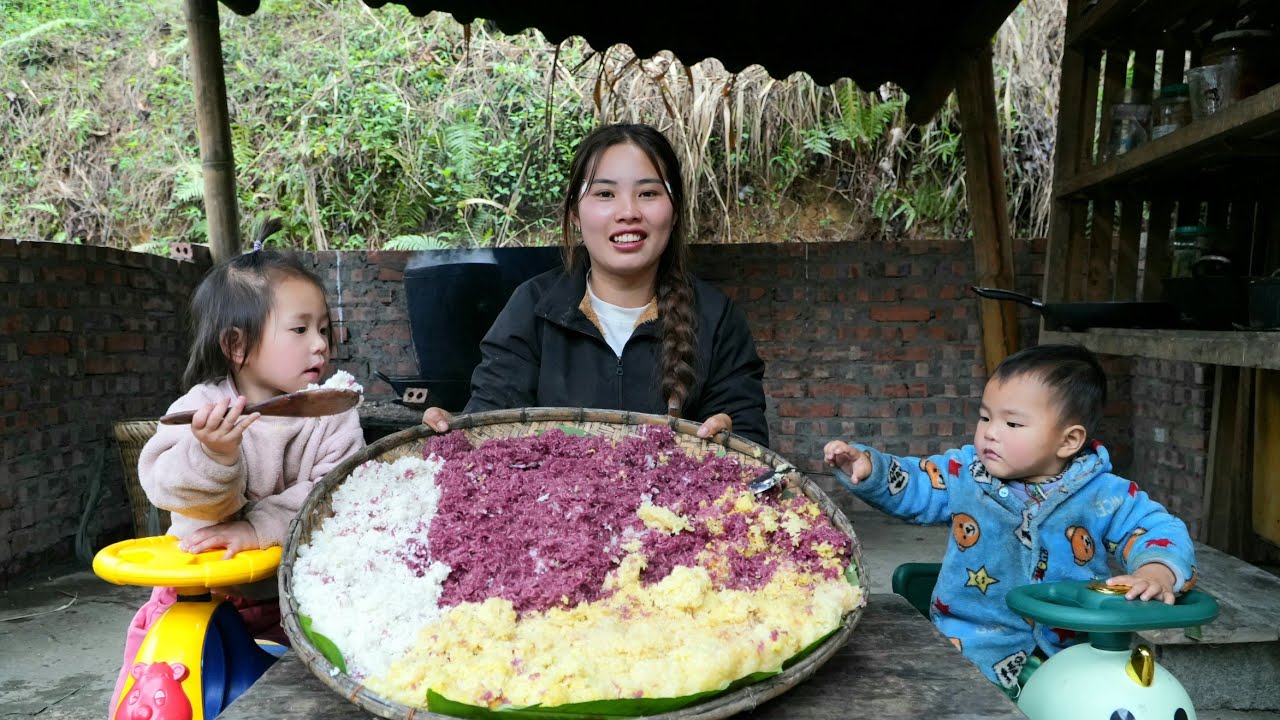 How to make colored sticky rice on a rainy day with your little son - bring it to the market to sell